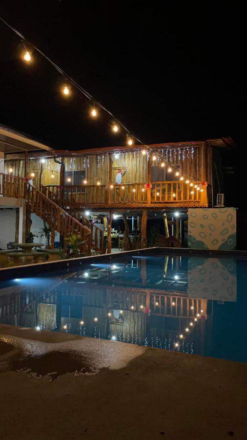 Tree House Samanea Lodge 利蒙港 外观 照片