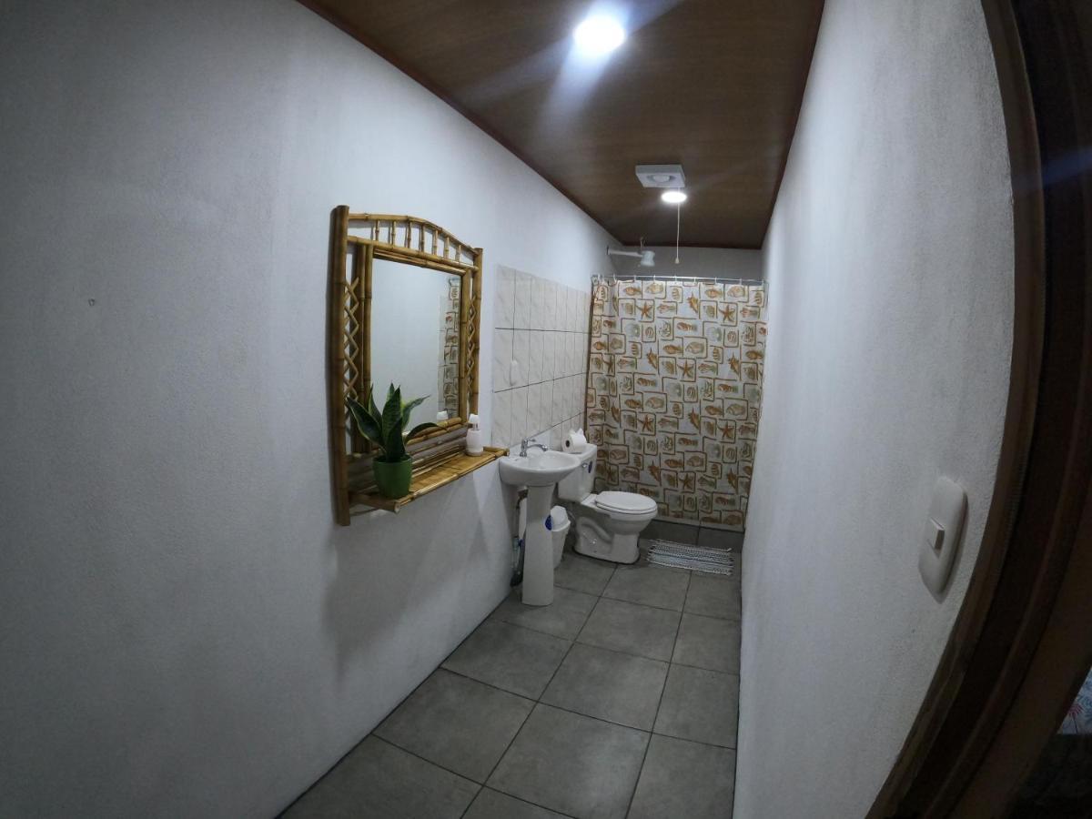Tree House Samanea Lodge 利蒙港 外观 照片